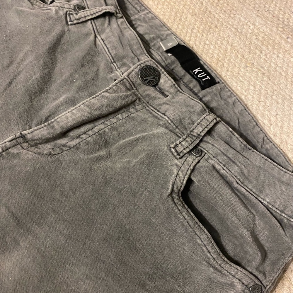 Kut from the Kloth gorgeous gray velvet Donna skinny size 8